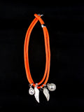 HALSKETTE 20 cm Leder Orange silberfarbene Flügel & Straß Anhänger Top !
