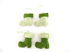 4 Stück Baumschmuck/Filzanhänger Stiefel hell dunkel grün bestickt ca 11 x 11 cm