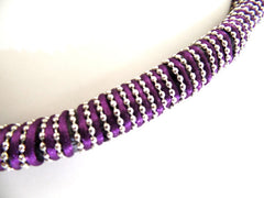 Halskette Collier 16 cm D. Band Bourdaux Knoten silber / bordauxfarbene Perlen