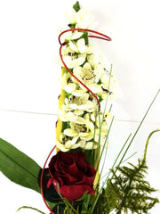 Strauß Seide Rote Rose Wildlotus Bärchenfigur Valentinstecker Kunstblumen 50 cm