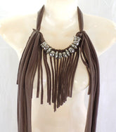 Schal Fransenschal Kaki Dekoelemente silberfarbene Perlen Ringe Fransen