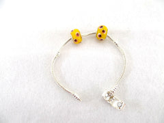 Armband Beadsarmband 18 cm Clipverschluss 2 gelbe Glasperlen ohne Innengewinde