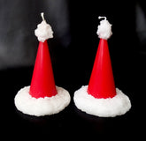 Kerzen 2 St Zipfelmützen Rot / Weiß Romantik durchgefärbt 16 cm Hoch 10,5 cm D