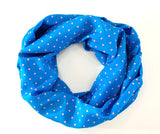 Schal Rundschal hellblau mit Rosa Punkten Loop Wickelschal 100% Polyester