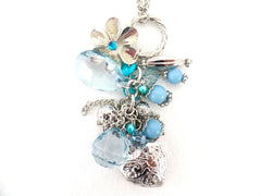 Halskette Schmuck - Art Perlen Blau / Türkis mit Herz / Blume Anhänger Schmuck