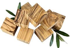 Olivenholz Schnitzholz Rohling Massivholz 40x40x40 mm 8 Stück Carving Würfel