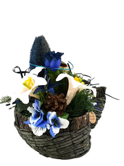 Grabschmuck Gesteck künstliche Blumen Tropfen Weiß Blau Naturmaterial Friedhof