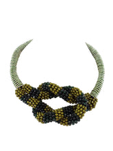 HALSKETTE COLLIER 16 cm D. Band Grün Knoten silber / grün / olivefarbene Perlen