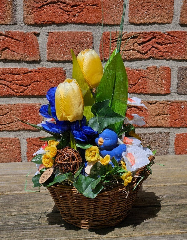 Casa-Poador Gesteck im Korb Tulpen Osterglocken Krokus Kunstblumen Frühling Deko