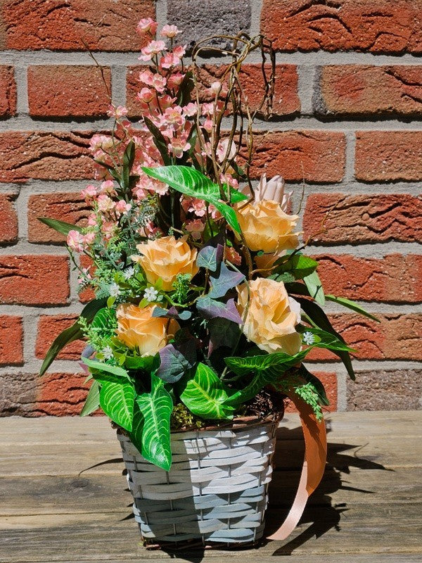 Casa-Poador Kunstblumengesteck im Korb Lachs Apricot Tulpen Rosen Deko Geschenk