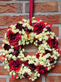 CASA - POADOR TÜRKRANZ Wand Kranz 40 cm künstlich wie echt rote Rosen Deko