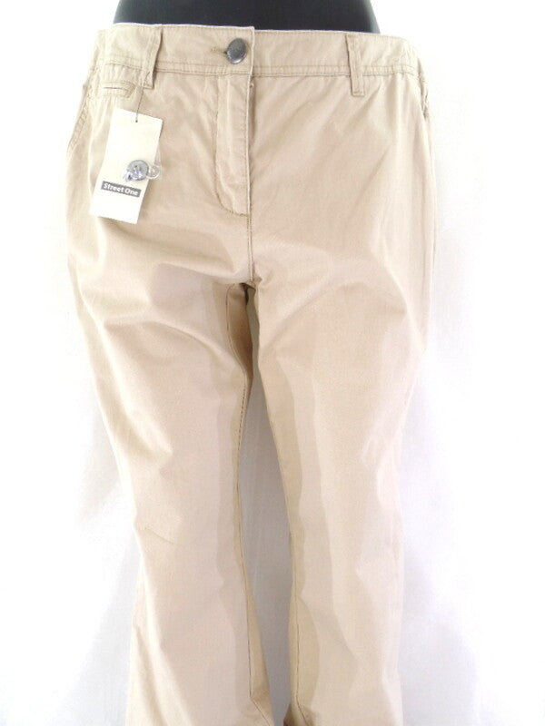 Hose Street One Beige Größe 44 Greta Lench 32