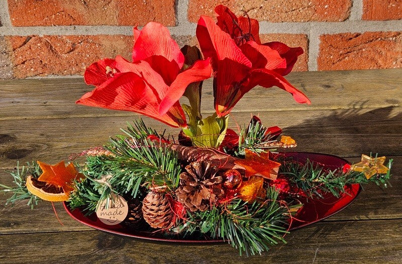 Casa-Poador Weihnachtsgesteck rot Orange Amaryllis Sterne künstliche Tanne Deko