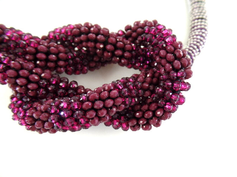 Halskette Collier 16 cm D. Band Bourdaux Knoten silber / bordauxfarbene Perlen