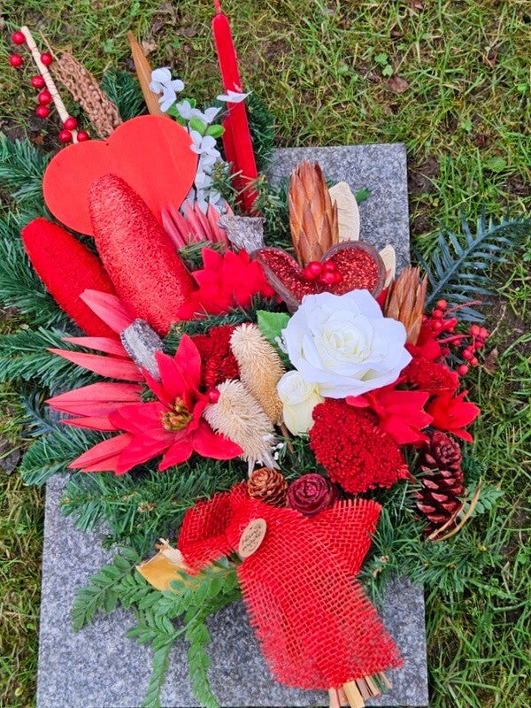 Casa-Poador Grabgesteck Strauß Rot Natur Naturmaterial Exoten Rose Herz Friedhof