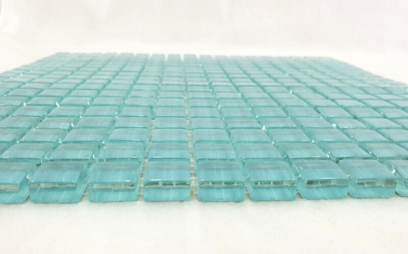 Ressalossa Glasmosaik Fliesen Wasserfallblau glänzend Matte 324 Steine