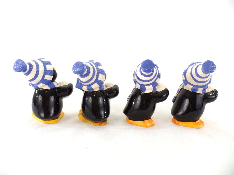 Dekofiguren Set 4 Pinguine Keramik Ton 12 cm Schal Mütze Schneball