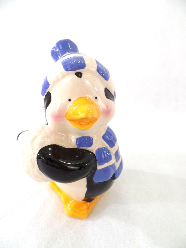 Dekofiguren Set 4 Pinguine Keramik Ton 12 cm Schal Mütze Schneball