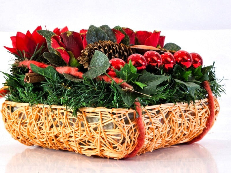 Casa-Poador Weihnachtsgesteck künstliche Accessoires Zapfen Tanne Kugeln Rosen