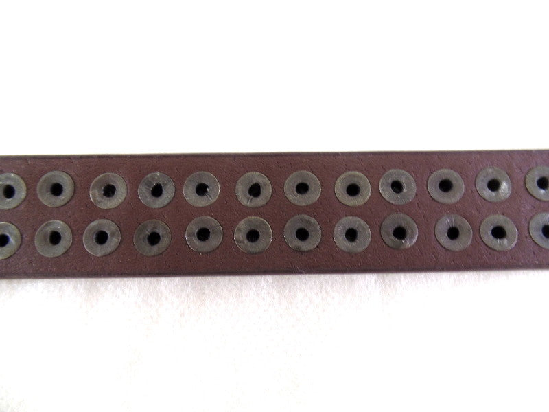 Gürtel dunkel Braun 100 cm Lang 2 cm Breit Dornschließe runde matte Nieten