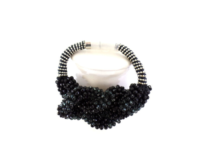 Armband Modeschmuck Magnetverschluß Schwarze Perlen Knoten Fashion Jewelry