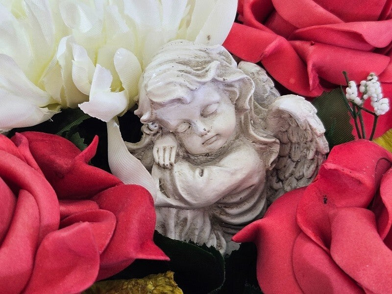 Casa-Poador Herzgesteck Grabschmuck Herz rote Rosen Kunstblumen Engel Friedhof