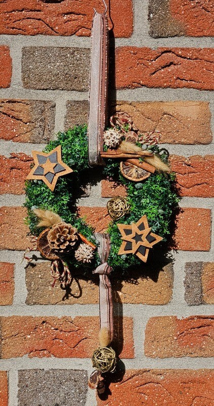 Türkranz Wandkranz künstlich Braun Natur Thuja 21 cm Sterne Zapfen Zimt Lagurus
