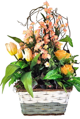 Casa-Poador Kunstblumengesteck im Korb Lachs Apricot Tulpen Rosen Deko Geschenk