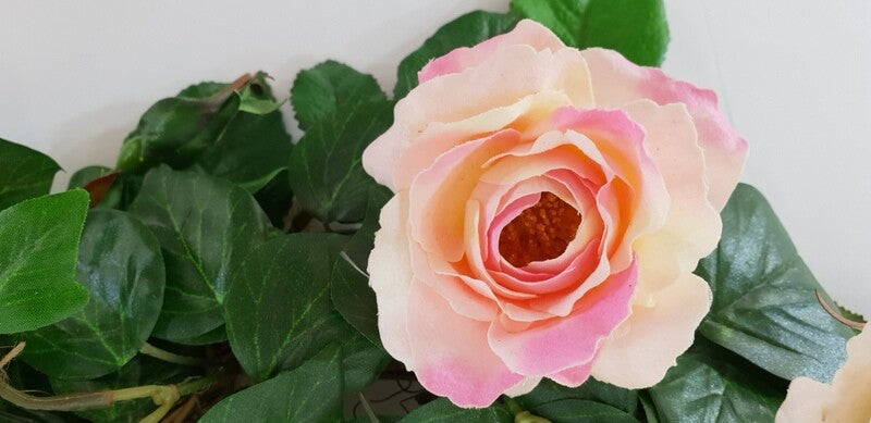 Kranz Tür / Wand Kranz künstlich wie echt Efeu Rosen Rosa Grün 35 cm Dekoration