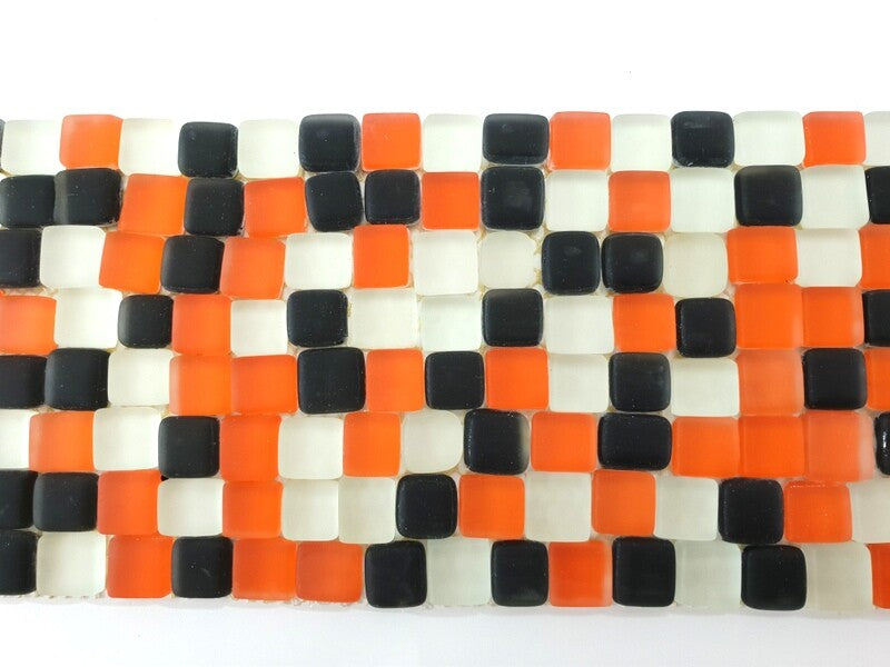 BORDÜRE Glasmosaik Mix Orange Schwarz Weiß milchig matt Borde 1 Streifen unregel