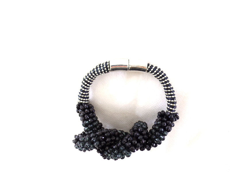 Armband Modeschmuck Magnetverschluß Schwarze Perlen Knoten Fashion Jewelry
