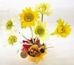 Topfblume Gerbera Gelb Weiß Kunstblumen Keramikgefäß rund Figur Blätter Geschenk