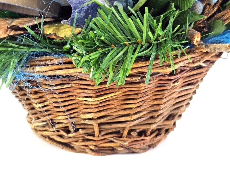 Grabschmuck Grabgesteck Blau Natur Seidentanne Zapfen Kunstblumen Korb