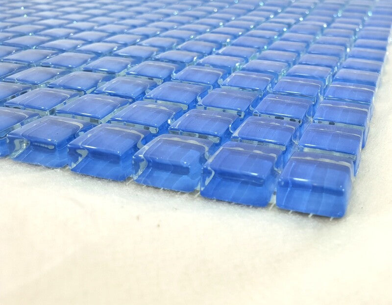 Ressalossa Glasmosaik Fliesen Meeresblau glänzend Matte 324 Steine