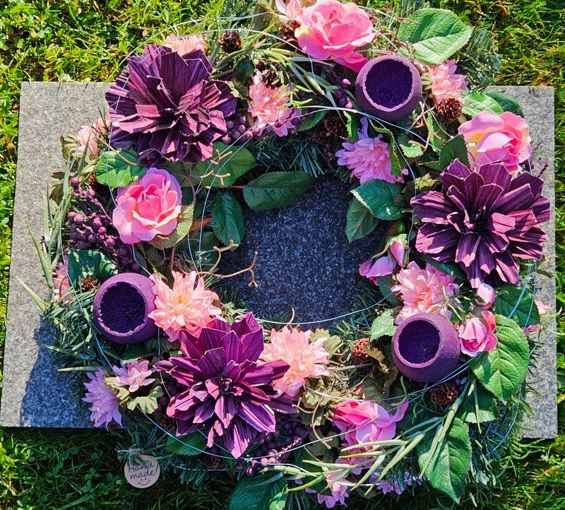 Grabkranz künstliche Tanne Rosen Bell Cup Allerheiligen Totensonntag Friedhof