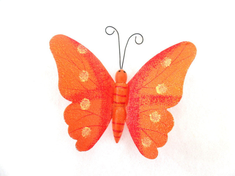 12 Metallschmetterlinge Box 4 Farben Gelb Orange Rot Lindgrün 9 x 6 cm Deko