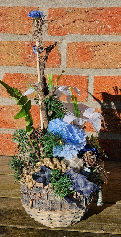 Casa-Poador Grabschmuck Grabgesteck Blau Weiß Lilien Zapfen Kunstblumen Tanne