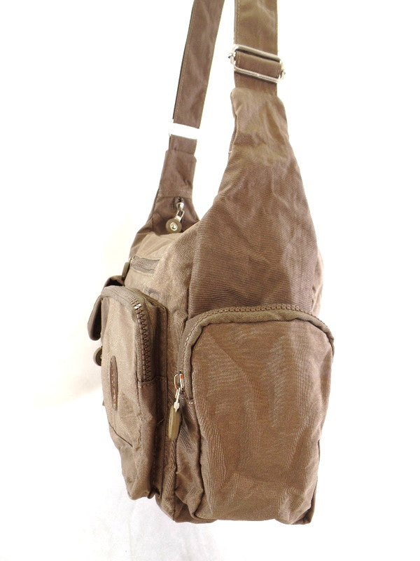 Bag Street Tasche Kaki Umhängetasche Reißverschluss viele Fächer Damentasche
