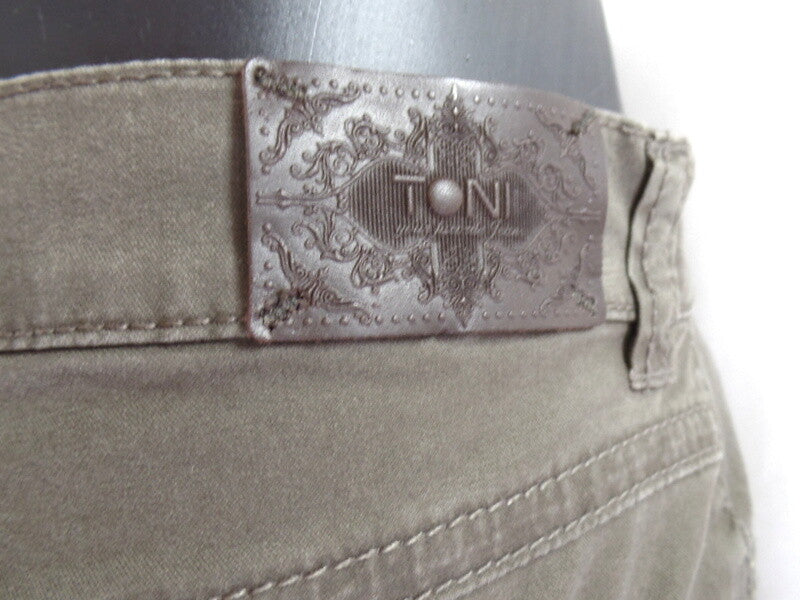 Toni dress Sport Hose Größe 36 K Kaki Belmonte Super Slim- CS kurz short