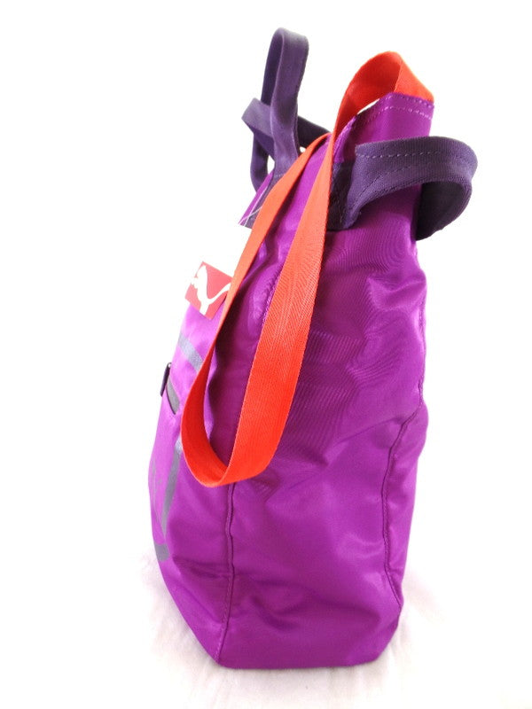 Puma Dazzle Shoppe Lila Sporttasche Freizeit Tasche Sport Lifestyle Black berry