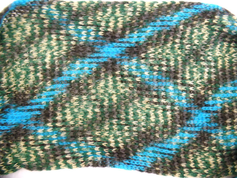Schal Rundschal Blau Beige Grün Loop Wickelschal gestrickt Tricote Main