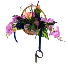 Hängekorb Gesteck Seide Lila Blau Kunstblumen Blauregen Rosen Fenster Dekoration