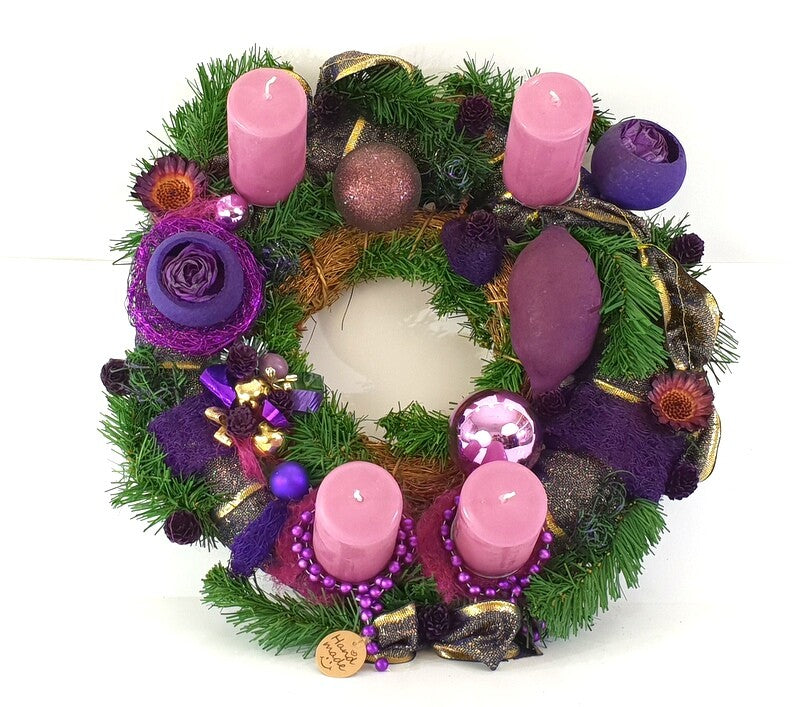 Adventskranz Kranz künstliche Tanne 40 cm Lila Gold Kerzen Kugeln Sterne Advent