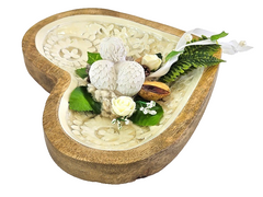 Casa-Poador Herzform aus Mangoholz Emaille Weiß Creme Holzschale Engel Friedhof