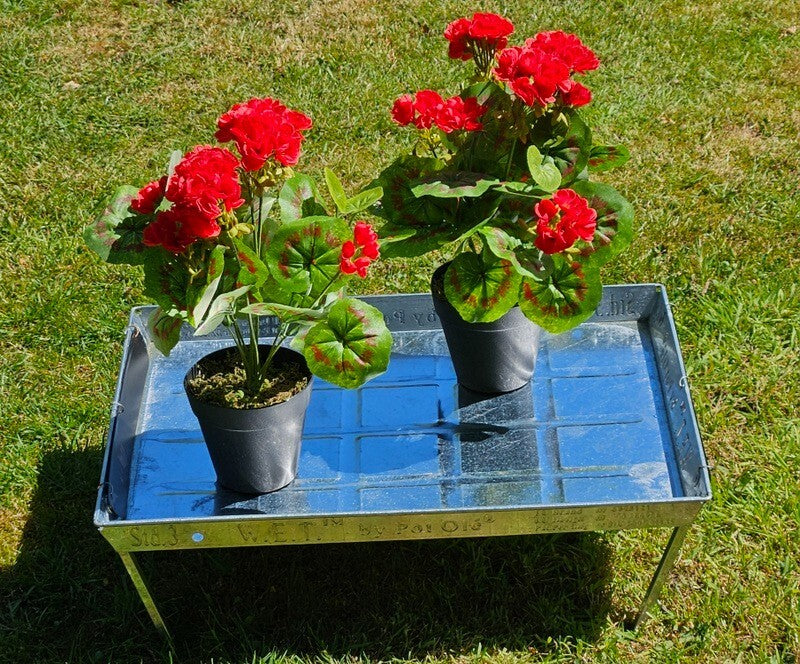 Tablett Tisch Serviertisch Beistelltisch verzinkter Stahl Sofatisch Outdoor Deko