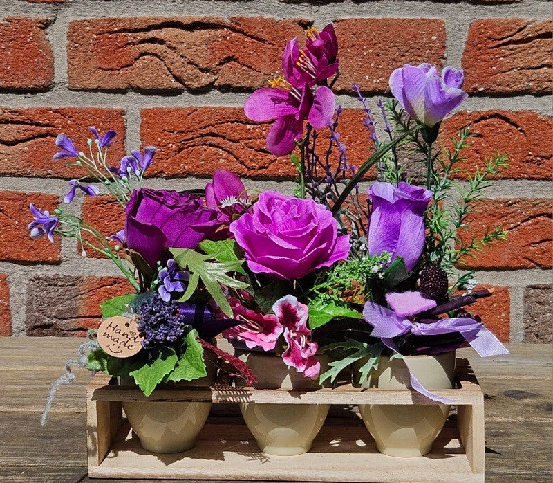 Casa-Poador Künstliches Gesteck Kunstblume Lila in Holzkästchen Blume Geschenk