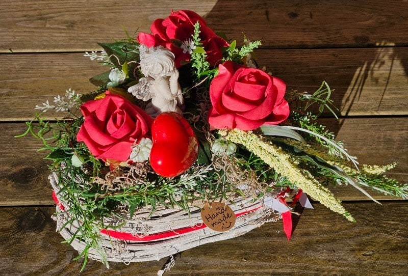 Grabschmuck Herz Reisigesteck Weiß Rot Foumrosen Herz Engel Kunstblumen Friedhof