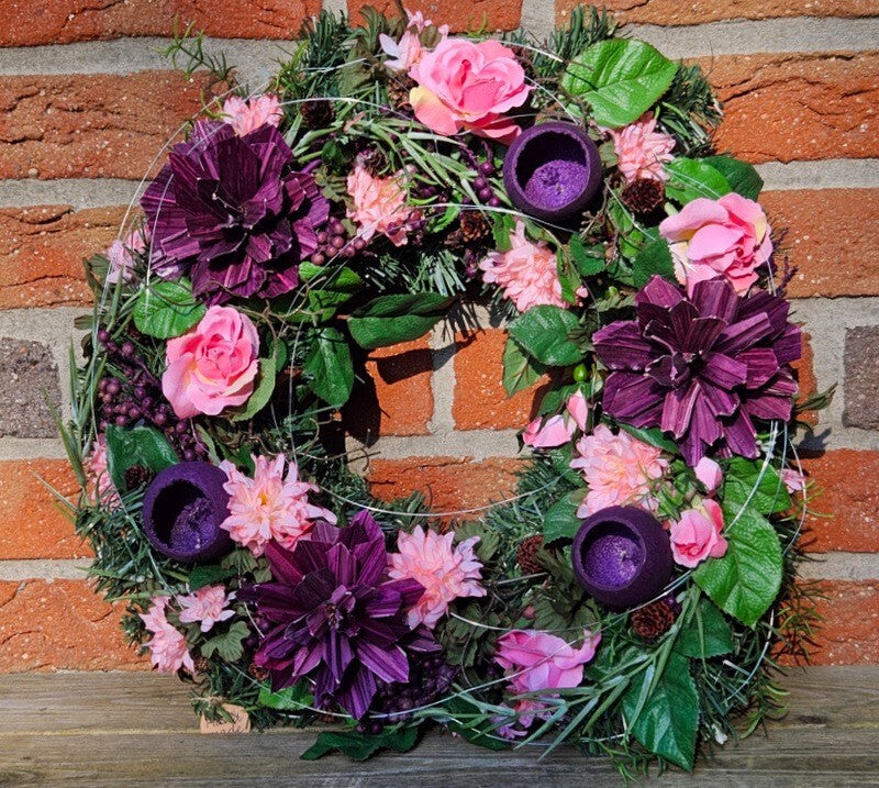 Grabkranz künstliche Tanne Rosen Bell Cup Allerheiligen Totensonntag Friedhof