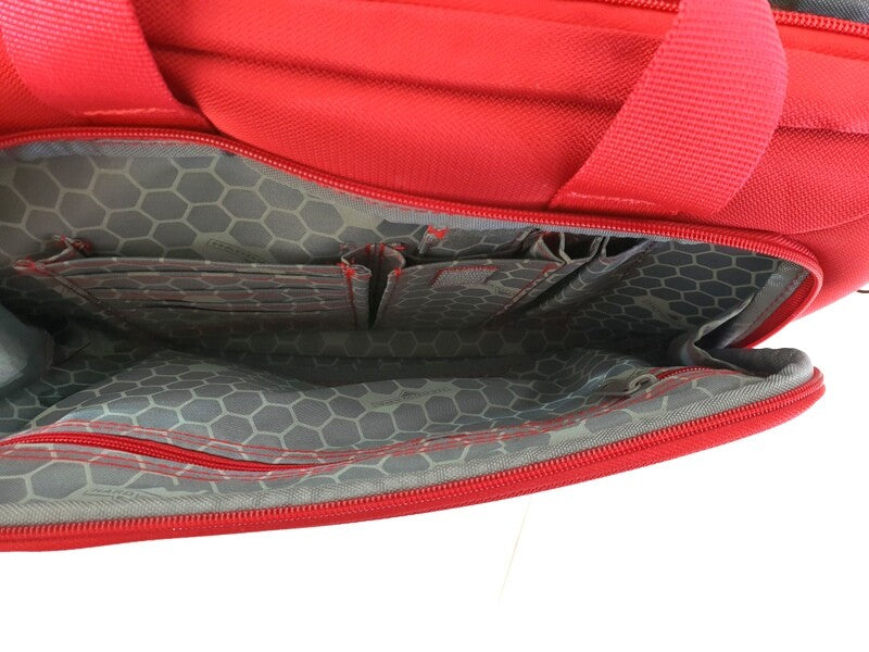 Hardware O-Zone Travel Bag Red/Black Flugumhänger Flugbegleiter