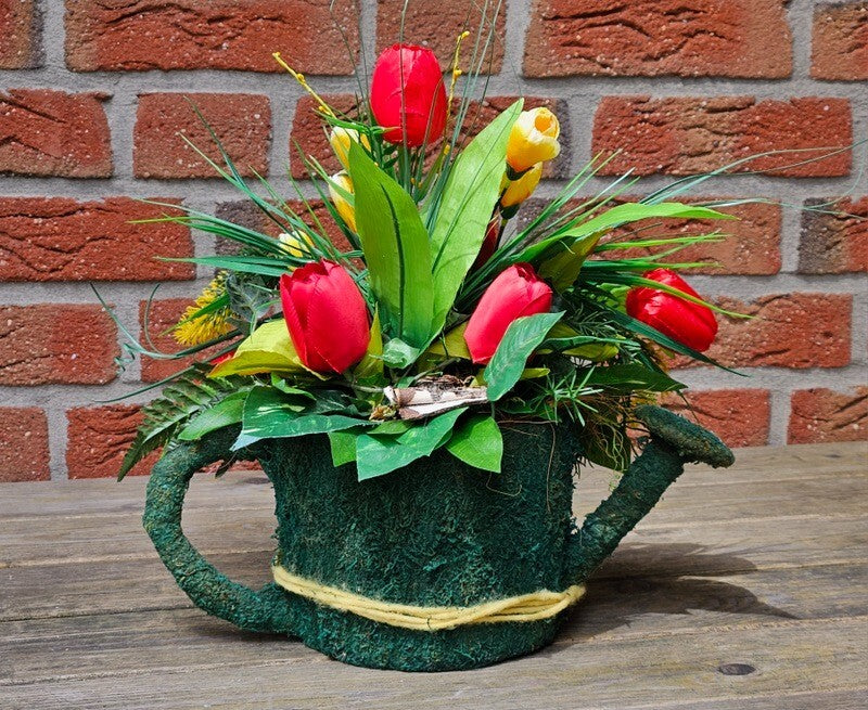 Casa-Poador Gesteck Kunstblumen Naturgefäß Gießkanne Tulpen Frühling Dekoration